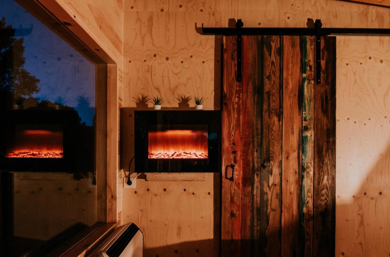 Bonita Cabana De Los Arboles En La Rioja , Durmiendo Entre Arboles Anguciana ภายนอก รูปภาพ